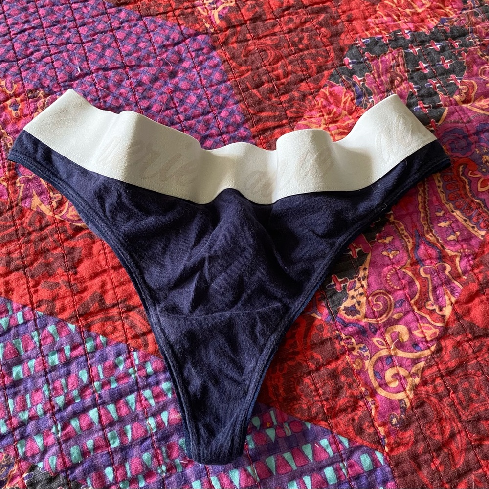 banded thong